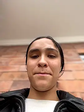 Isabella-Teen