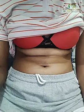 Vanee-23 live cam on StripChat