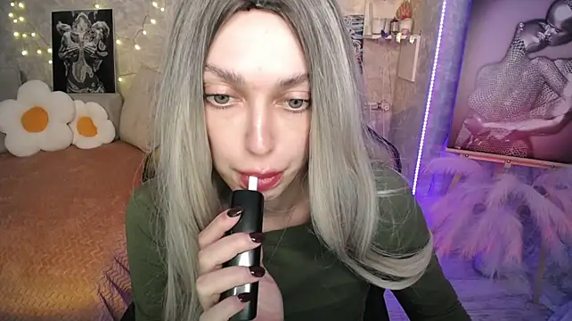 NickyAdamidi live cam on StripChat