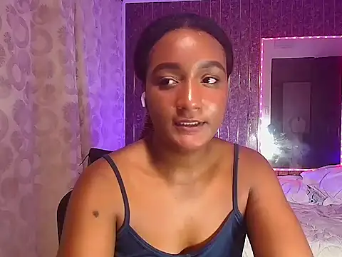 millysweetass live cam on StripChat