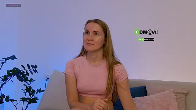 Fallinlove1 live cam on StripChat