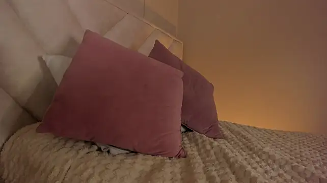 _angela_x live cam on StripChat