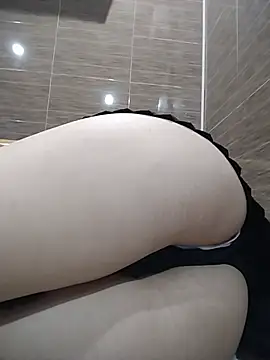 Miya_loveyou live cam on StripChat