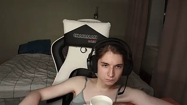InnaDark live cam on StripChat
