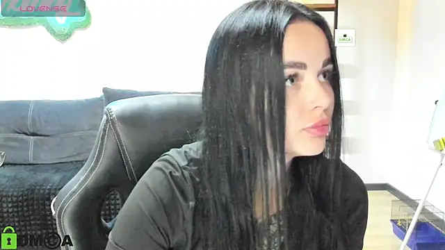Adel_is_me live cam on StripChat