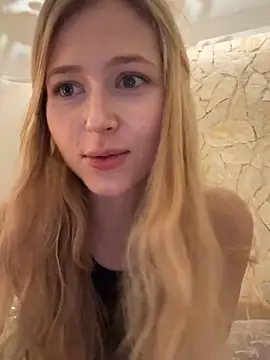 LunaRase live cam on StripChat