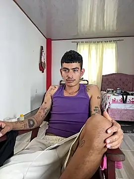 sorry-mom69 live cam on StripChat