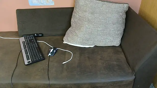 curvy_goddess_ (F young) - spoil me daddies