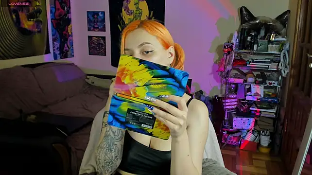 FoxFlame live cam on StripChat