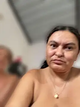 Horny-Mommy-Dirty live cam
