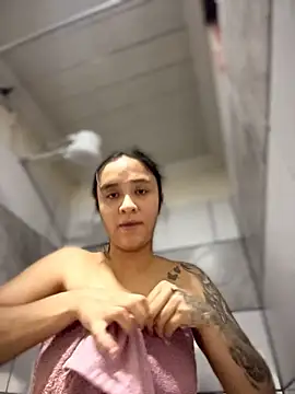 Isabella-Teen