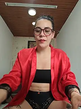 mia_velvet1