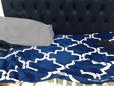 Booty_Ginger live cam on StripChat