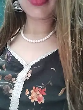 noor_darliing (F milf) - Full nude pussy finger