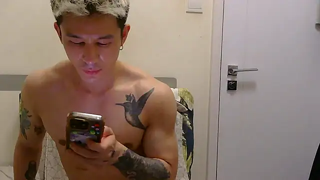 masterandhispup88 (Ask my age) - #anal #anal-toys #asian #bisexuals #blondes #cosplay #cumshot #daddies #deepthroat #dildo-or-vibrator #dirty-talk #ejaculation #gym-rats #hd #middle-priced-privates #muscular #penis-ring #sexting #ticket-and-group-shows