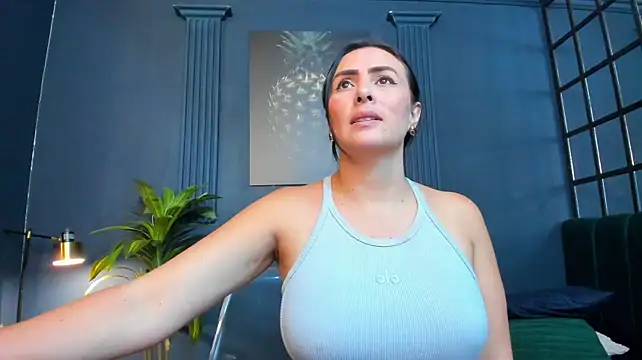 scarlet_edwars live cam on StripChat