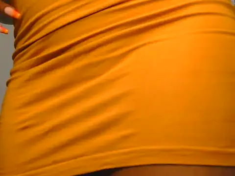 Cocoaauara live cam on StripChat
