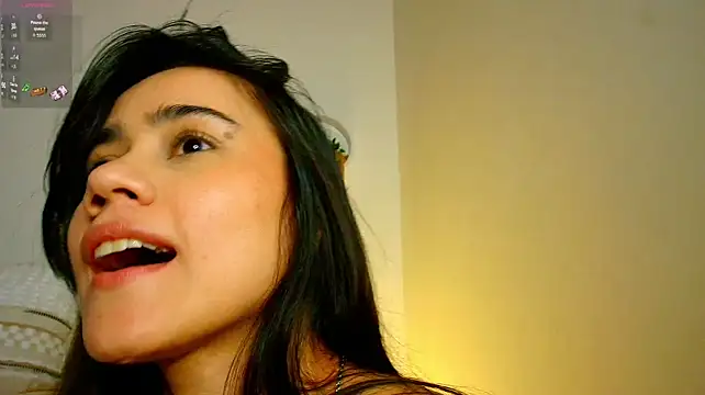 Lizzy_kanee live cam on StripChat