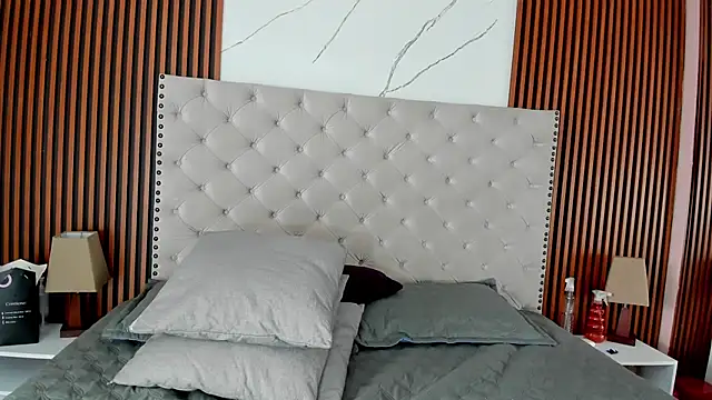 NoahRosse live cam on StripChat