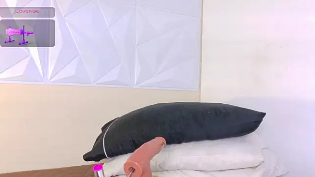 samirscott live cam on StripChat