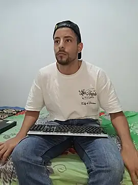 Cris_LaCobra_ live sex cam