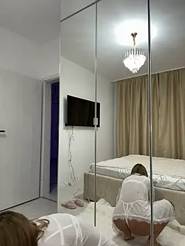 KirstieVegas