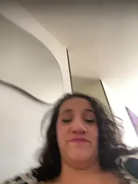 SofiaBrown_Pink