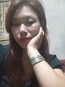 Ngocmi909 live cam