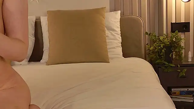EvaEliss live cam on StripChat
