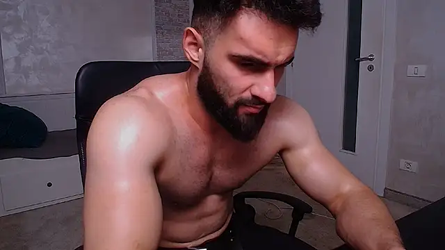 micahlane (M young) - support me to compete , I m a bodybuilde