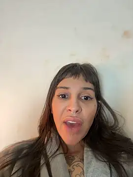 Nikatsu's live cam