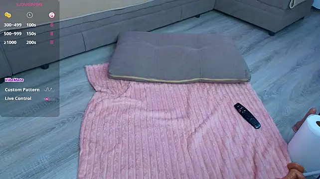 Petitekaya live sex cam