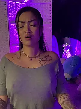 asianladywan (F young) - 🫦 Show my Big Boobs Close-Up