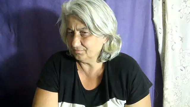 ExquisiteMature live sex cam