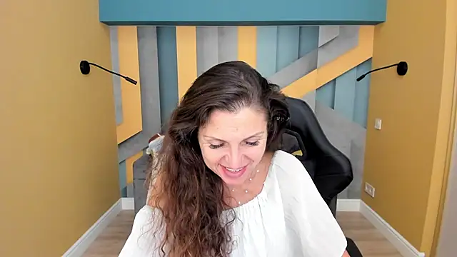 EllaLong live cam