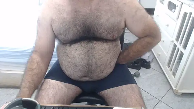 MysterBearMG live cam