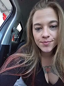 Luna_Lynn