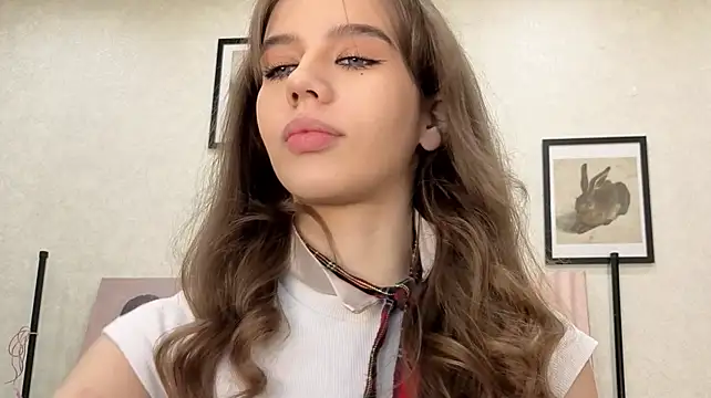 dolly_ll (F young) - Finger pussy