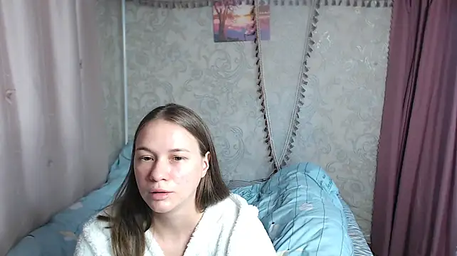 leila_bambi_ live cam on StripChat