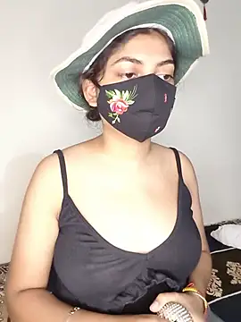 Butterfly_Simmi live cam on StripChat