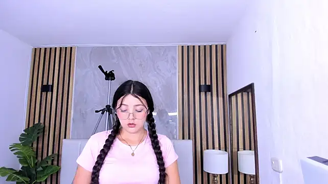 Samantha_Good live cam on StripChat