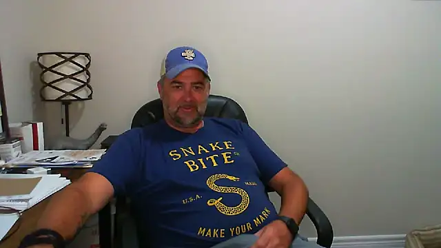 Phil-DeGash live cam on StripChat