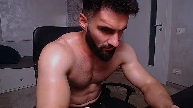 micahlane (M young) - support me to compete , I m a bodybuilde