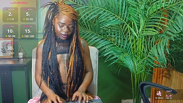 Nyla_carter live cam