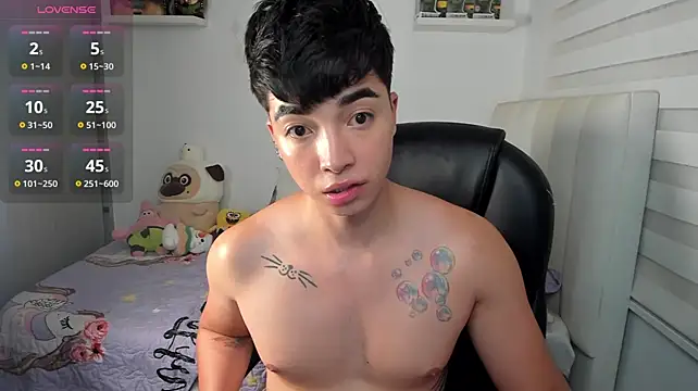 santy7v7 live cam on StripChat