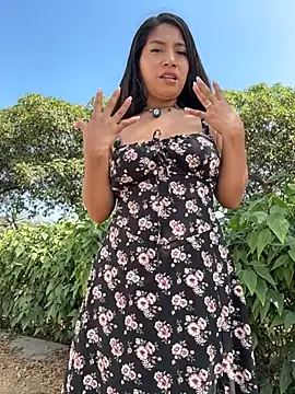 catalina16_ (F young) - 3 finger my ass public