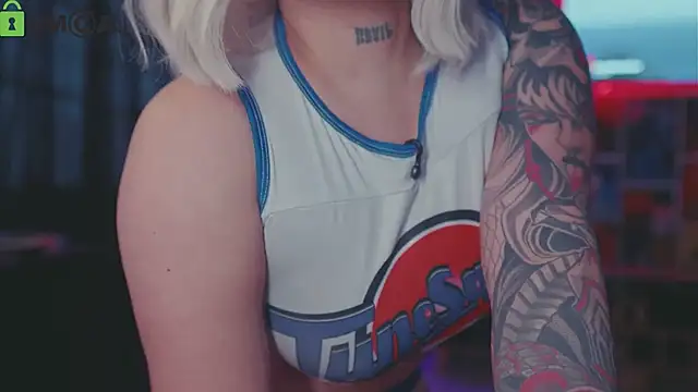 sensualkattt (F young) - Dick in air hard deepthroat show