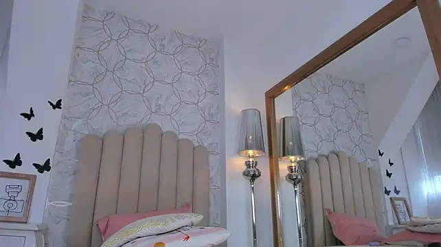 emma_torres__ (F young) - PLUG ANAL
