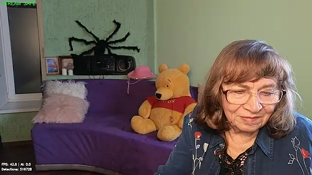 Betty_Brick live cam on StripChat