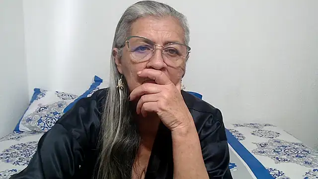 candy_mature_ live cam on StripChat